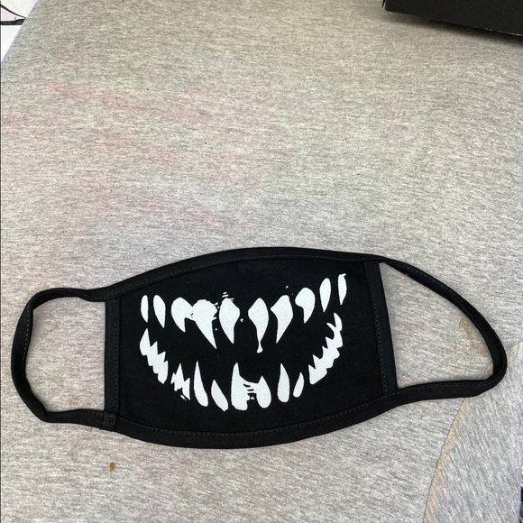 Masks - Picture 9 of 16